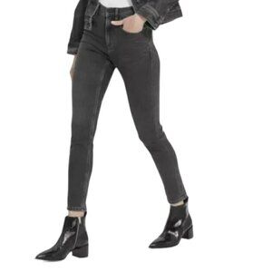 Everlane Black/Gray Cropped Skinny Jeans. Size: 28